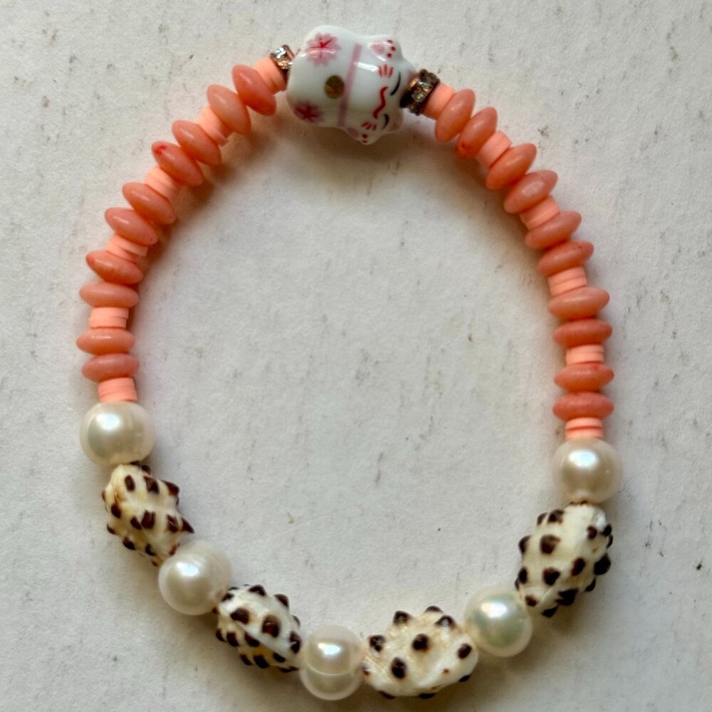 Unique Pink Coral Maneki Neko Stretch Bracelet size 6.75"